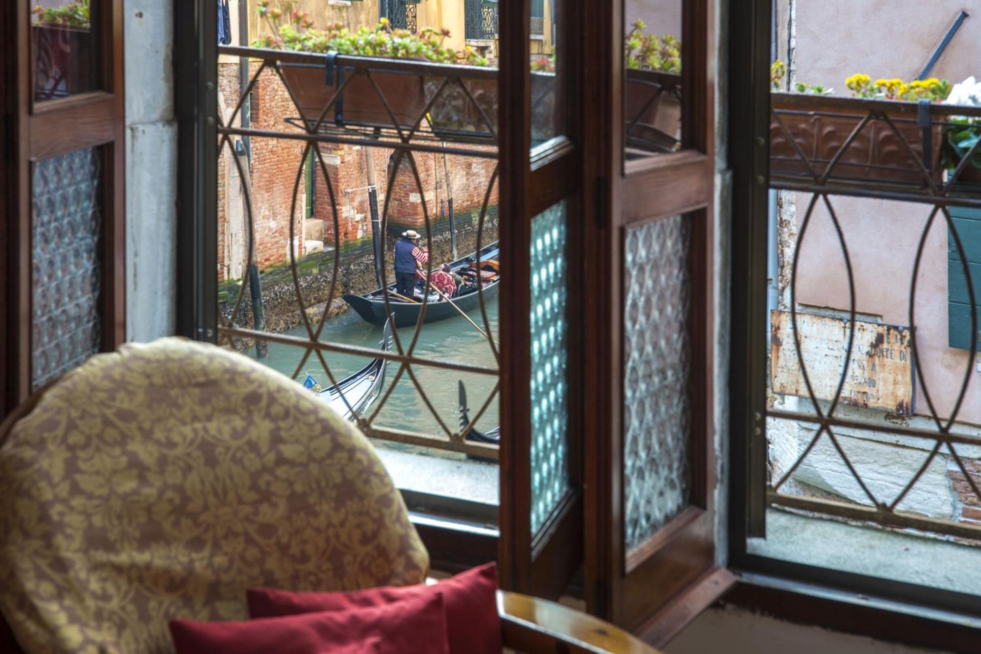Tre Sestieri Terrace - Canal View 2024 Venedig Zimmer foto